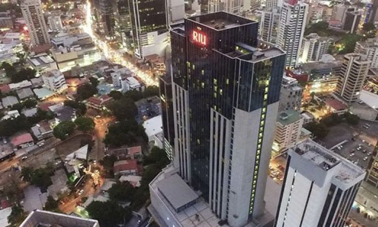 Hotel Riu Plaza Panama, Panama City