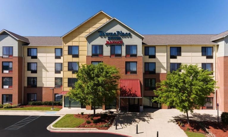 Hotel exterior at TownePlace Suites By Marriott Shreveport-Bossier City.