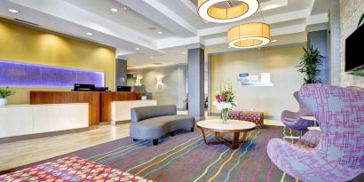 Lobby and coworking lounge at Fairfield By Marriott Guelph.