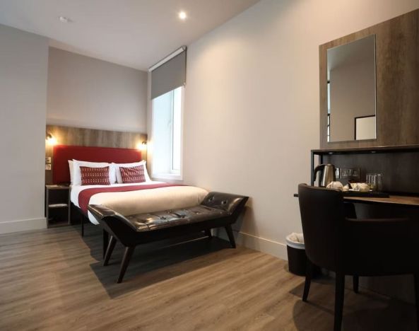 Spacious day use room at Euston Square Hotel.