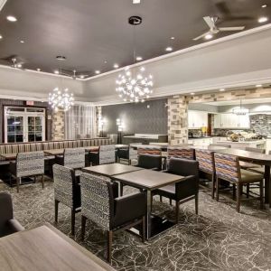 Dining area perfect for co-working at Homewood Suites By Hilton Burlington.