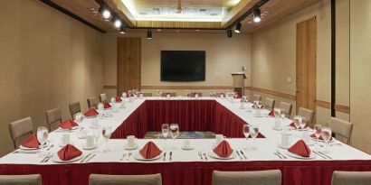 Meeting room available at Miami International Airport Hotel.