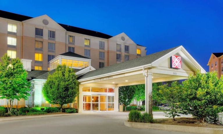 Hotel exterior at Hilton Garden Inn Toronto/Burlington.