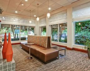 Lounge area at Hilton Garden Inn Toronto/Burlington.