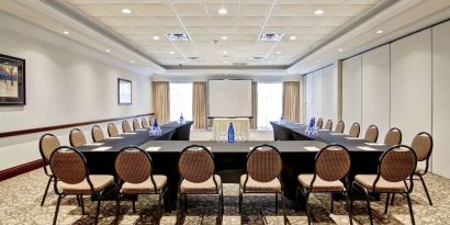 Professional meeting room at Hilton Garden Inn Toronto/Burlington.