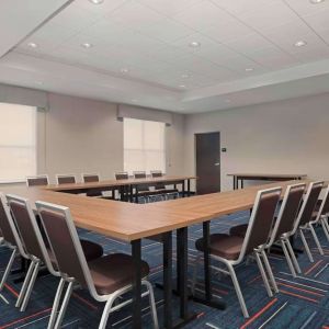 Professional meeting room at Hampton Inn By Hilton Port Hope.