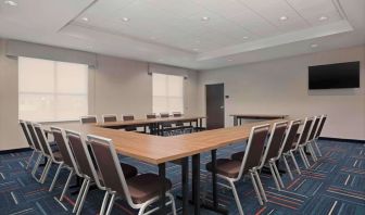 Professional meeting room at Hampton Inn By Hilton Port Hope.