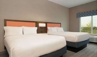 Bright day use twin room at Hampton Inn By Hilton Port Hope.