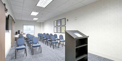 Professional meeting room at Holiday Inn Express & Suites Airport-Calgary.