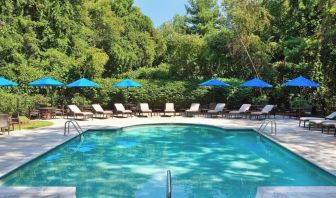 Outdoor pool at Boston Marriott Burlington.