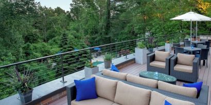 Outdoor terrace at Boston Marriott Burlington.