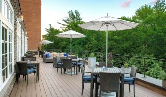 Outdoor seating and garden at Boston Marriott Burlington.