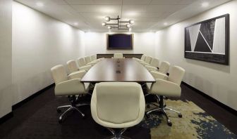 Professional meeting room at DoubleTree By Hilton Montreal Airport.