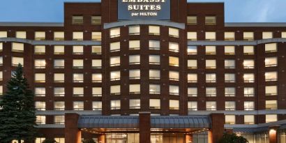 Hotel entrance at the Embassy Suites by Hilton Montreal Airport.