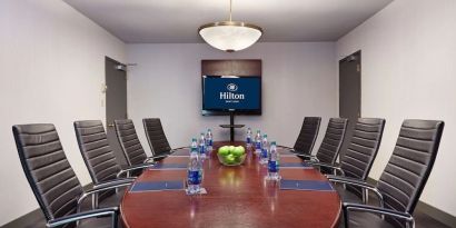 Professional meeting room at the Hilton Saint John.