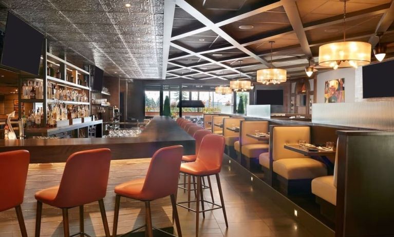 Hotel bar at Courtyard By Marriott Kitchener.