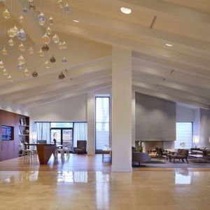 Hotel lobby with lounge area and workspace at Hilton Mississauga Meadowvale.