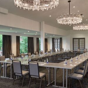 Professional meeting room at Hilton Mississauga Meadowvale.