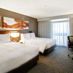 Day use twin room with work desk and private bathroom at Hilton Mississauga Meadowvale.