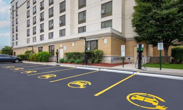 Parking area at Hampton Inn By Hilton Toronto Airport Corporate Centre.
