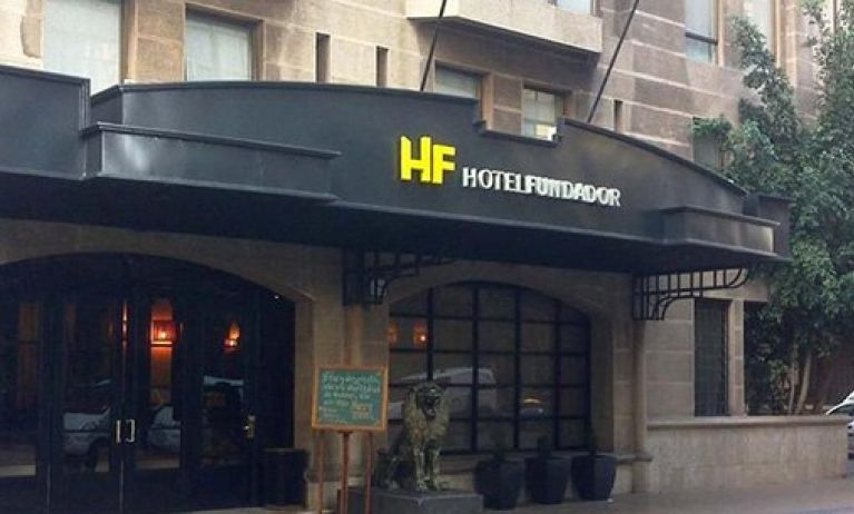 Hotel Fundador, Santiago 