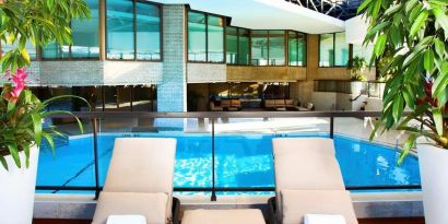 Relaxing indoor pool at DoubleTree By Hilton Montreal.