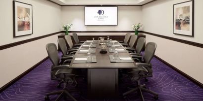 Professional meeting room at DoubleTree By Hilton Montreal.