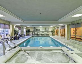 Relaxingo indoor pool at the  Hampton Inn & Suites By Hilton Guelph.