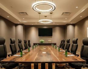 Professional meeting room with ergnomic chairs at DoubleTree By Hilton Kitchener.