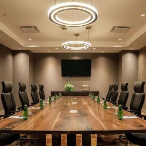 Professional meeting room with ergnomic chairs at DoubleTree By Hilton Kitchener.