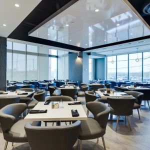 Dining area at the Embassy Suites By Hilton Toronto Airport.