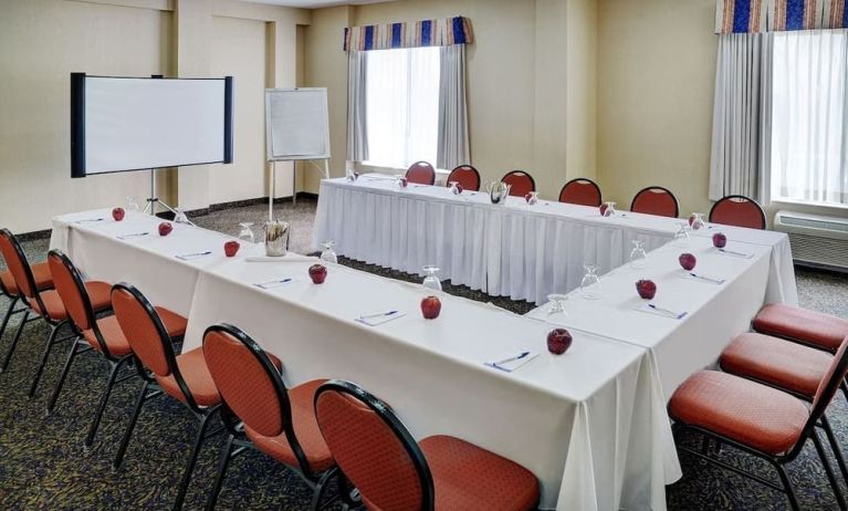 Professional conferen room at the Hilton Garden Inn Kitchener/Cambridge.