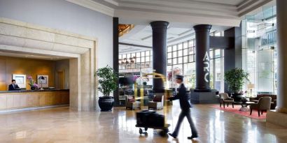 Hotel lobby with lounge area perfect for co-working at the Fairmont Waterfront.