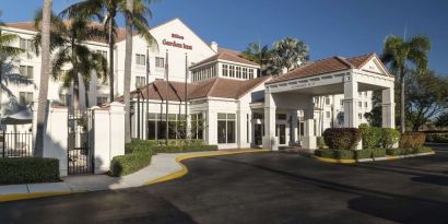 Hotel exterior at Hilton Garden Inn Boca Raton.