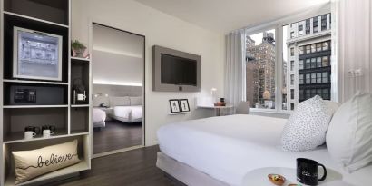 Day use room with natural light at Innside By Melia New York Nomad.