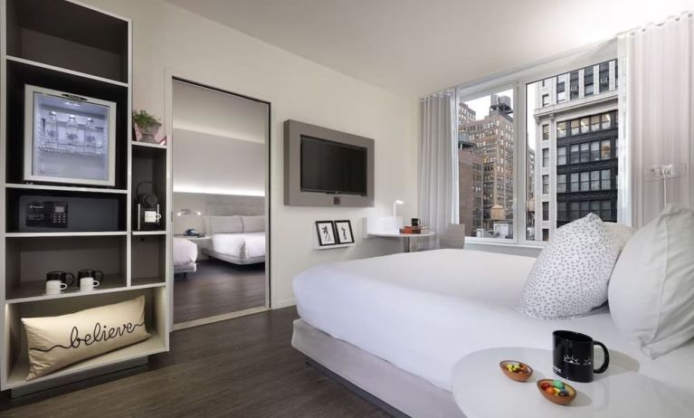 Day use room with natural light at Innside By Melia New York Nomad.