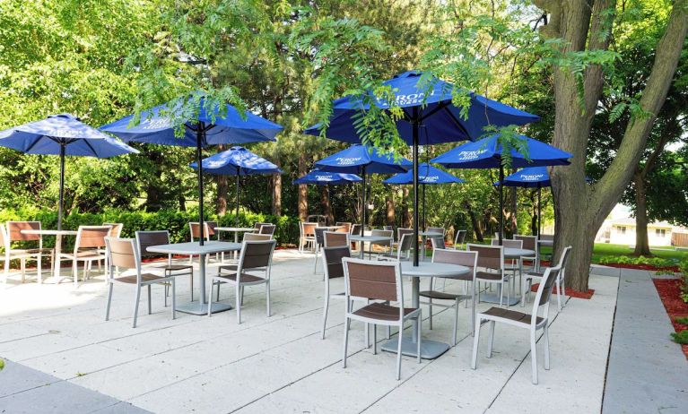 Outdoor patio at Holiday Inn Toronto International Airport.