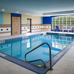 Relaxing indoor pool at Staybridge Suites Oakville-Burlington.