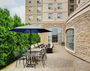 Oudoor patio at Staybridge Suites Oakville-Burlington.