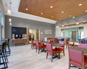 Restaurant area at Holiday Inn Express Kingston West.