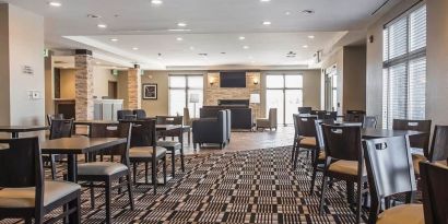 Restaurant area at Quality Inn & Suites Kingston.