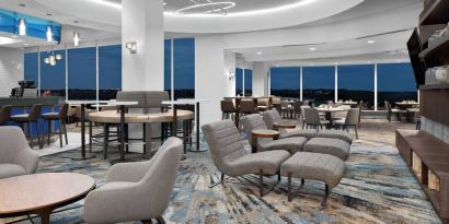 Lounge area at Courtyard By Marriott Edmonton Downtown.