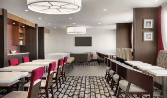 Lounge area perfect for co-working at DoubleTree By Hilton Hotel Toronto Airport West.