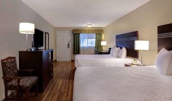 Day use twin room with TV, work desk and private bathroom at Days Inn Vernon.