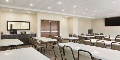 Professional meeting room at Days Inn & Suites By Wyndham Lindsay.