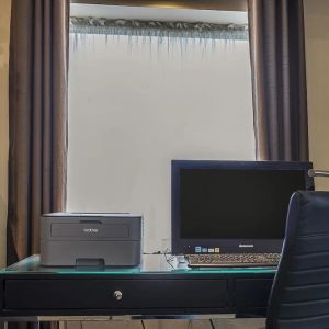 Business center with computer and printer at Comfort Inn Sept-Iles. 