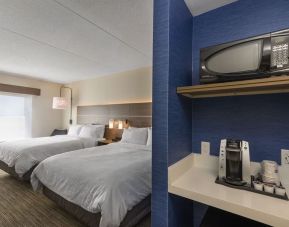 Day use twin room with coffee maker, microwave and mini bar at Holiday Inn Express & Suites North Bay.