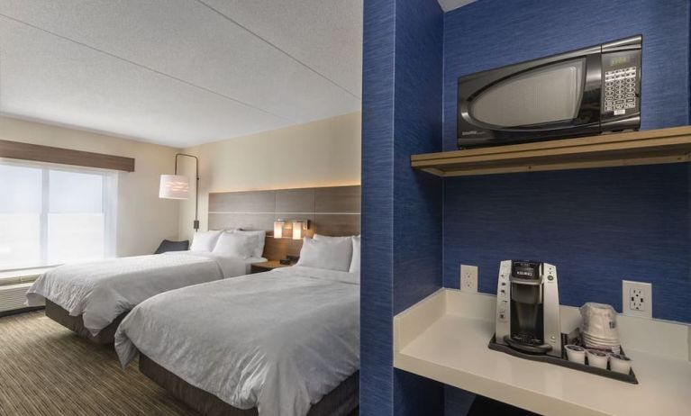 Day use twin room with coffee maker, microwave and mini bar at Holiday Inn Express & Suites North Bay.