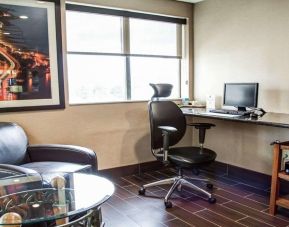 Business center available at Comfort Suites Lombard - Addison.