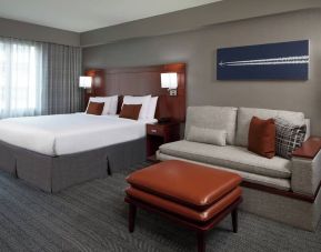 Day use room with sofa at Courtyard By Marriott Los Angeles LAX/Century Boulevard.